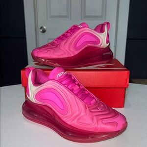 Nike Air Max 720 “Laser Fuchsia” Women’s Size 6.5